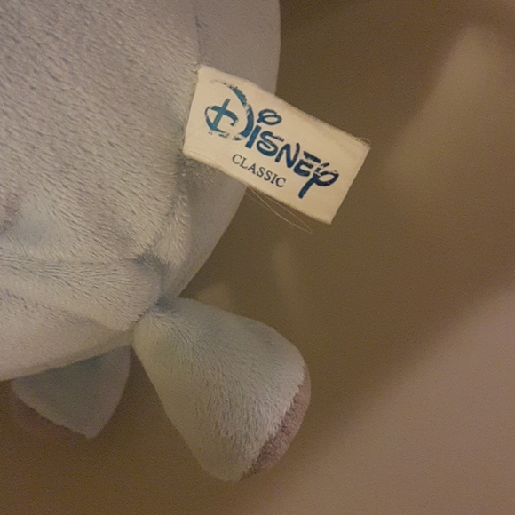 Disney Dumbo Plush 14.5inch - Picture 8 of 8